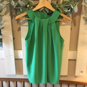 Emerald green scoop neck dress shirt